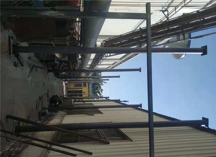 1557732098230354.jpg 齒輪減速機加電機